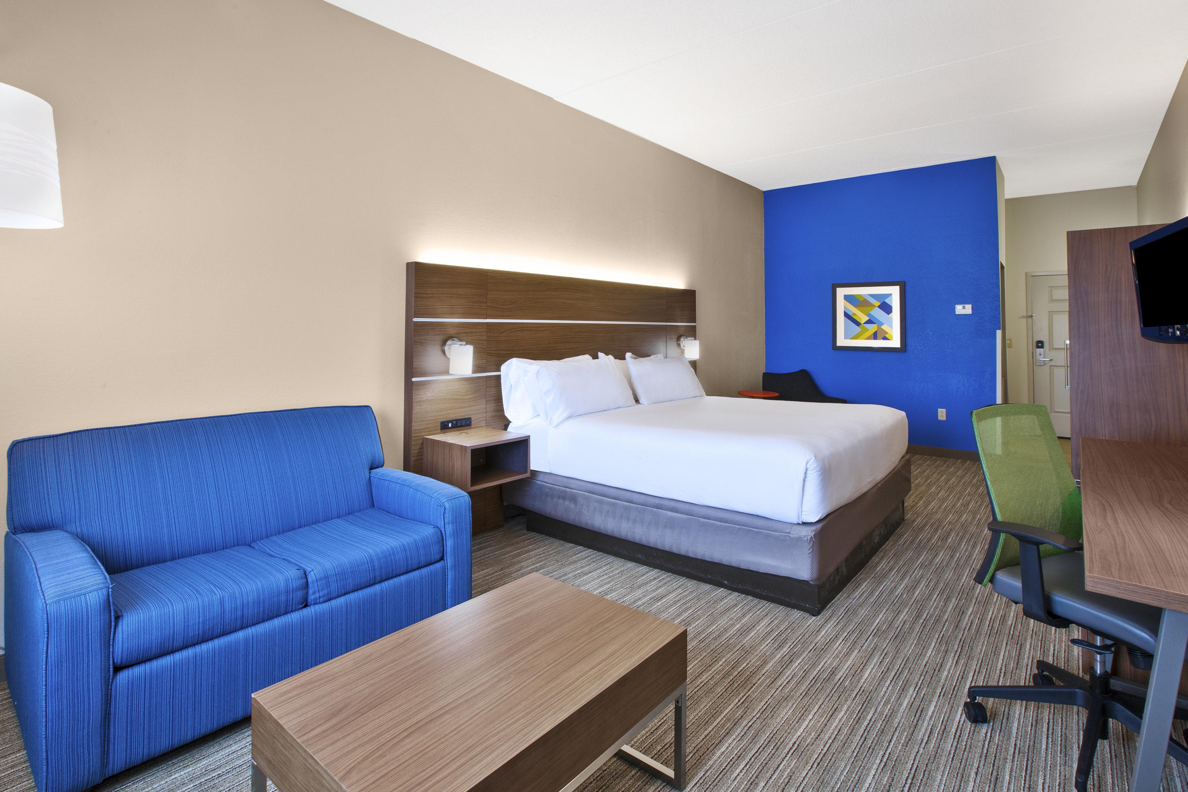 Holiday Inn Express Hotel & Suites Manchester Conference Center By Ihg Exterior photo