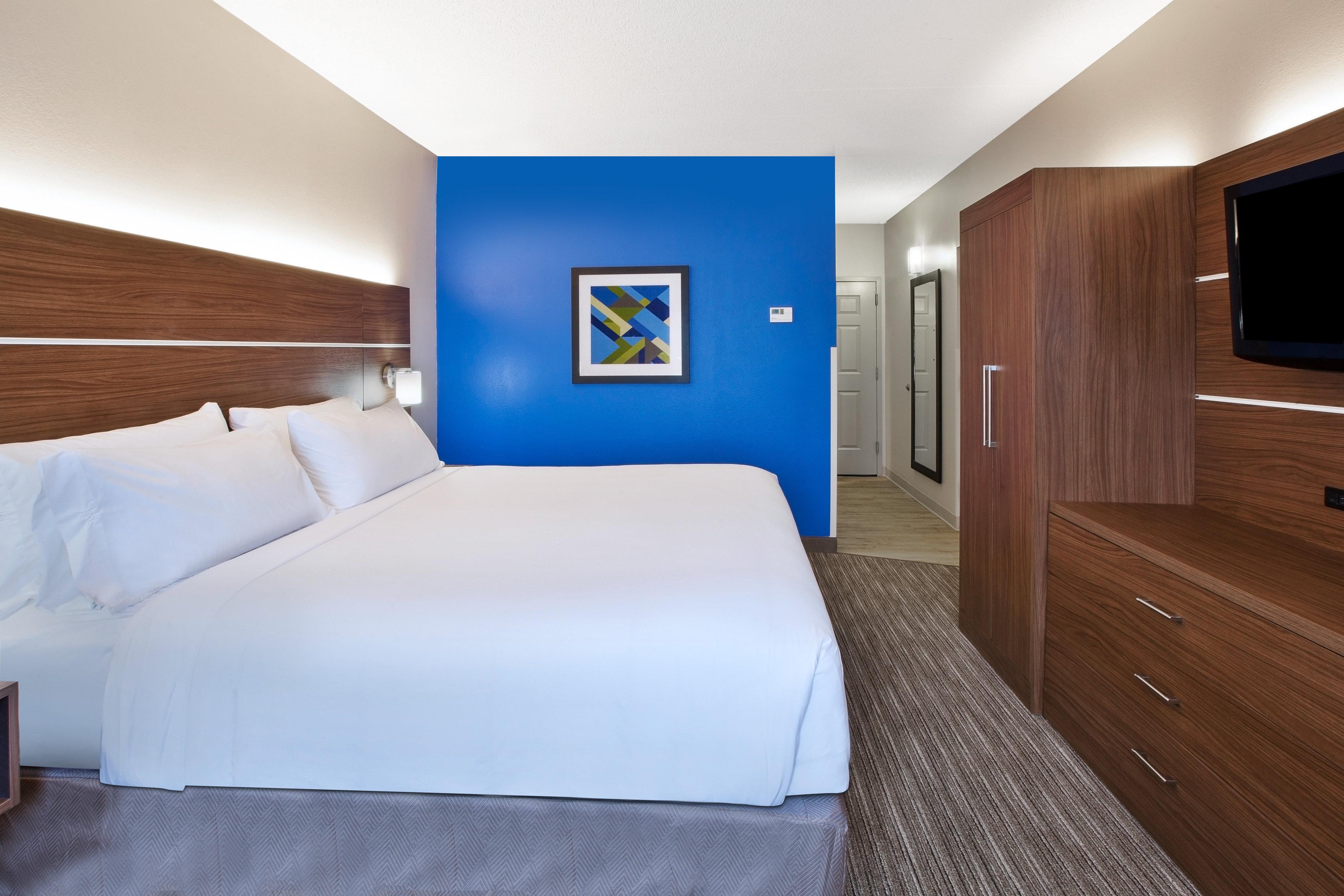 Holiday Inn Express Hotel & Suites Manchester Conference Center By Ihg Exterior photo